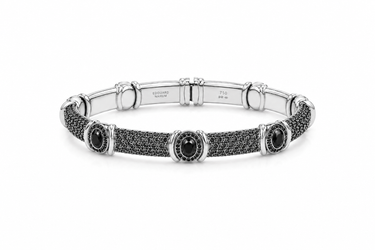 GOLD AND DIAMOND CURB BRACELET
