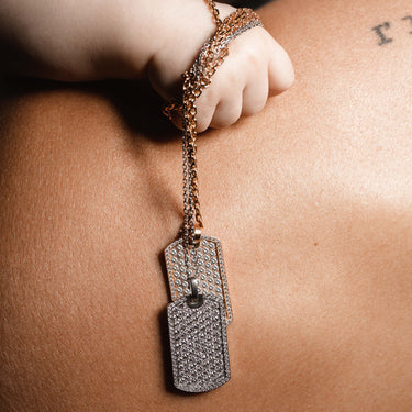 PENDENTIF PLAQUE OR ROSE DIAMANT NOIR